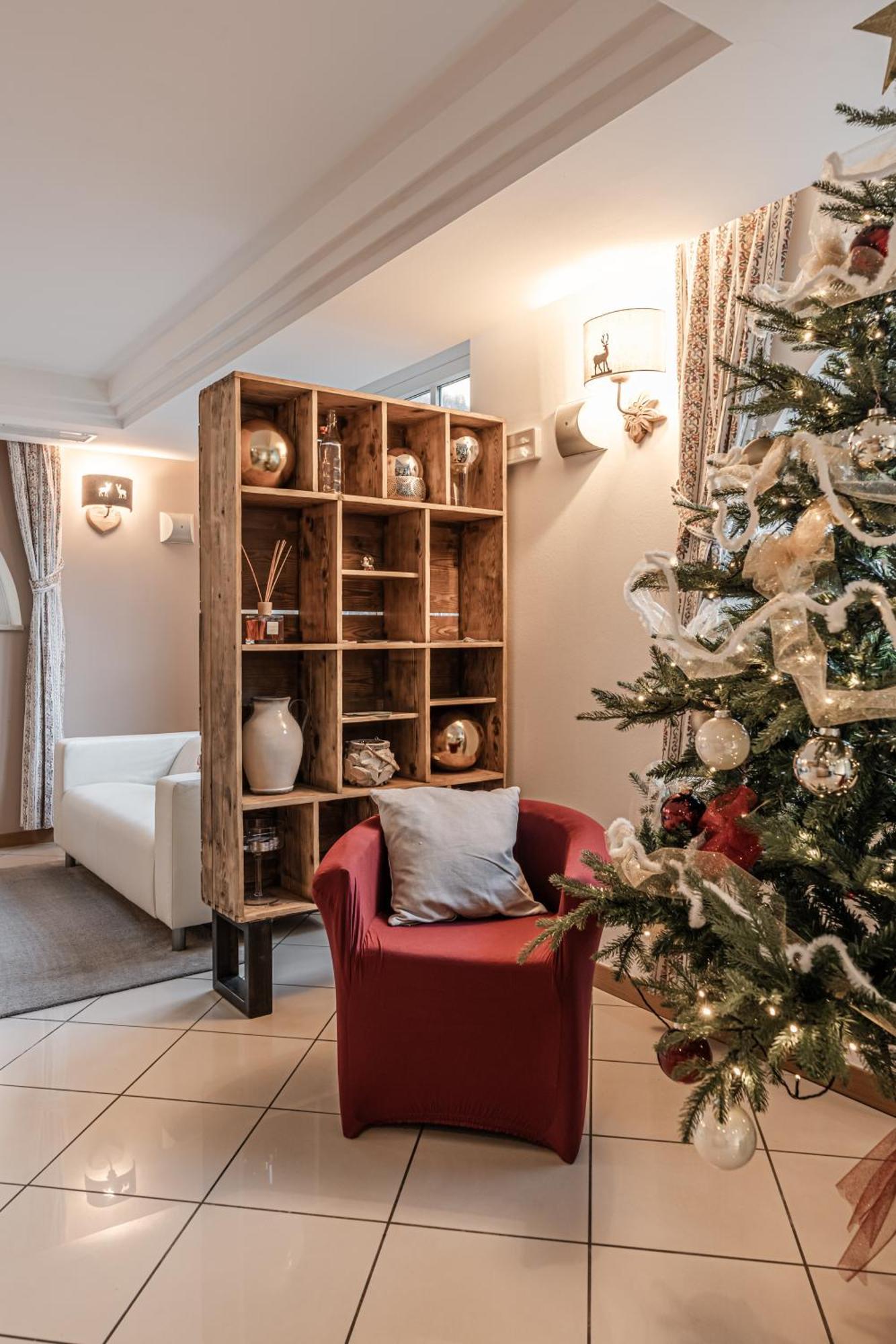Hotel Garni Meledrio ดิมาโร ภายนอก รูปภาพ