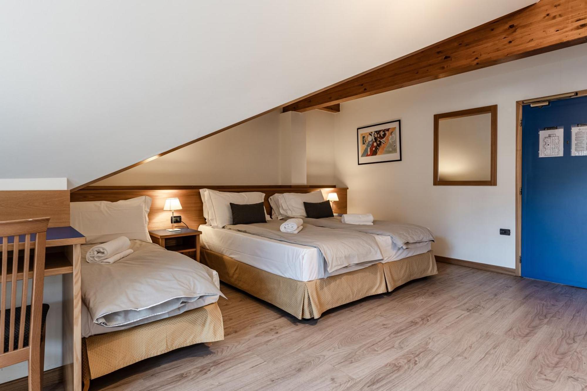 Hotel Garni Meledrio ดิมาโร ภายนอก รูปภาพ