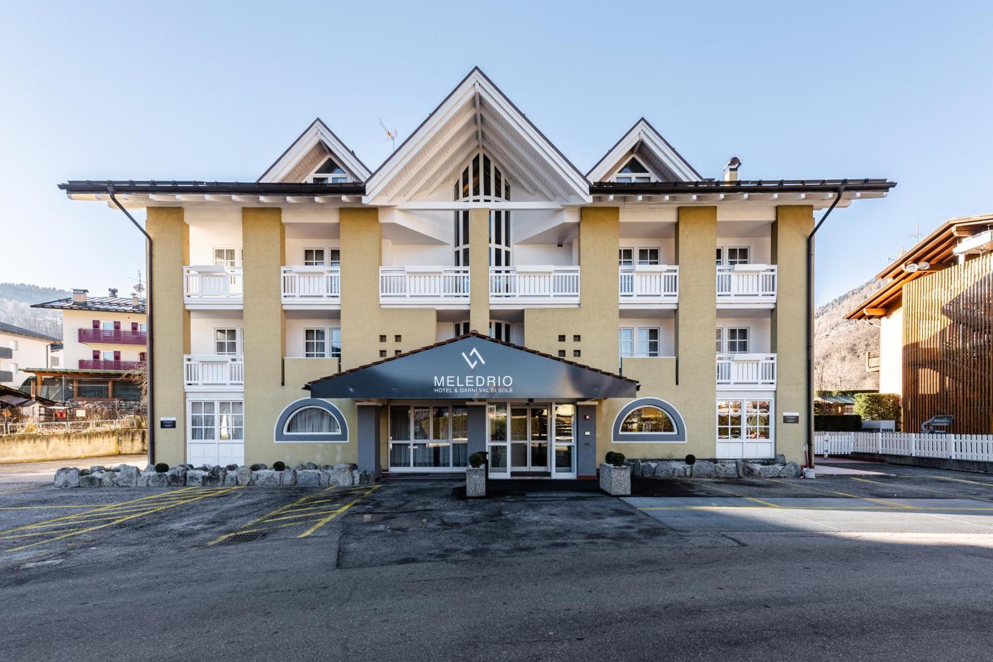 Hotel Garni Meledrio ดิมาโร ภายนอก รูปภาพ