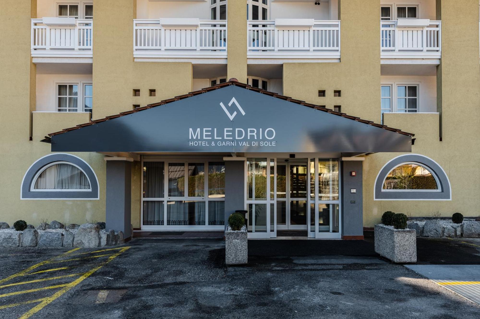 Hotel Garni Meledrio ดิมาโร ภายนอก รูปภาพ