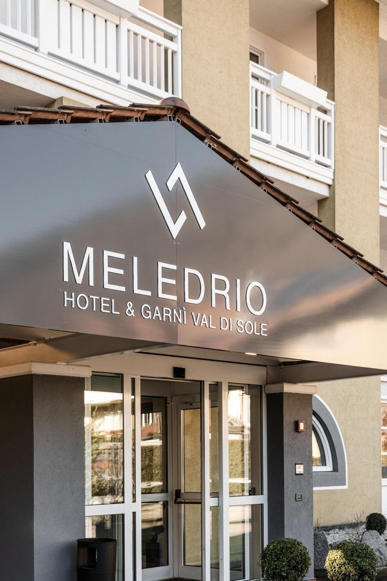 Hotel Garni Meledrio ดิมาโร ภายนอก รูปภาพ