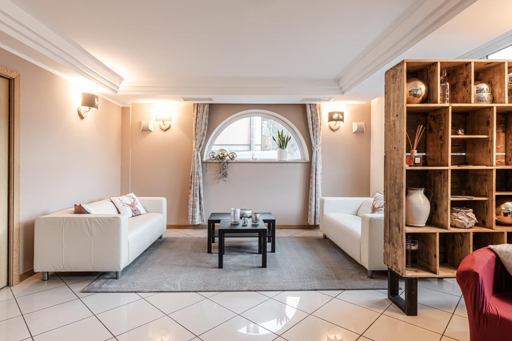 Hotel Garni Meledrio ดิมาโร ภายนอก รูปภาพ