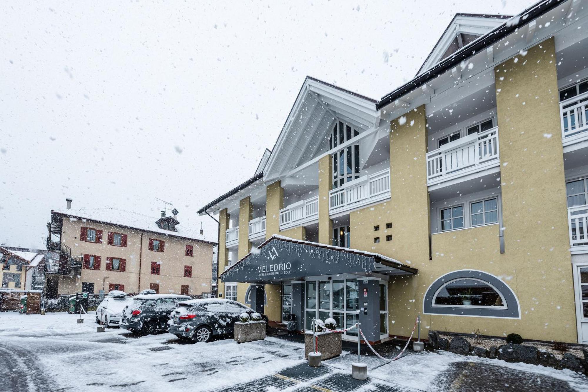 Hotel Garni Meledrio ดิมาโร ภายนอก รูปภาพ