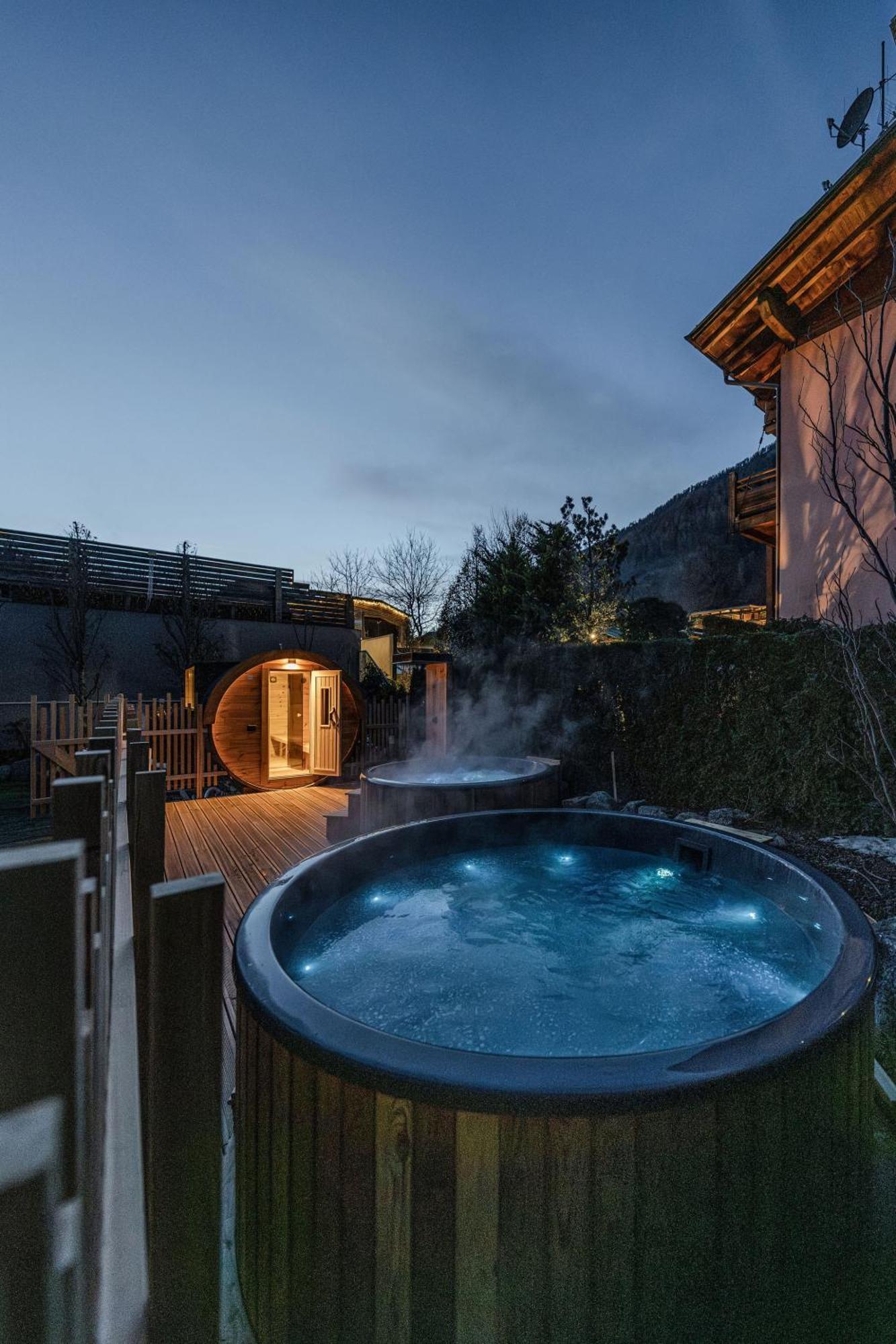 Hotel Garni Meledrio ดิมาโร ภายนอก รูปภาพ